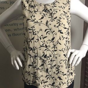 Madison Gray ladies top